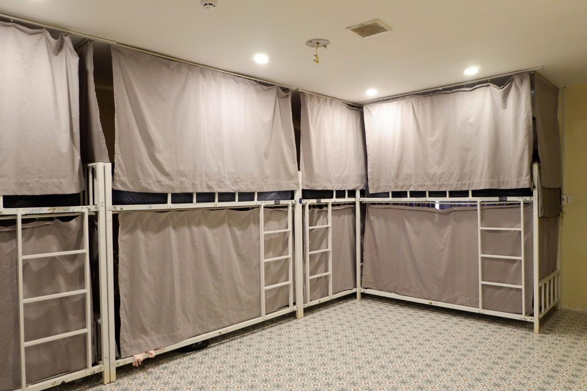Vy Da Backpacker Hostel Ho Chi Minh City Bagian luar foto